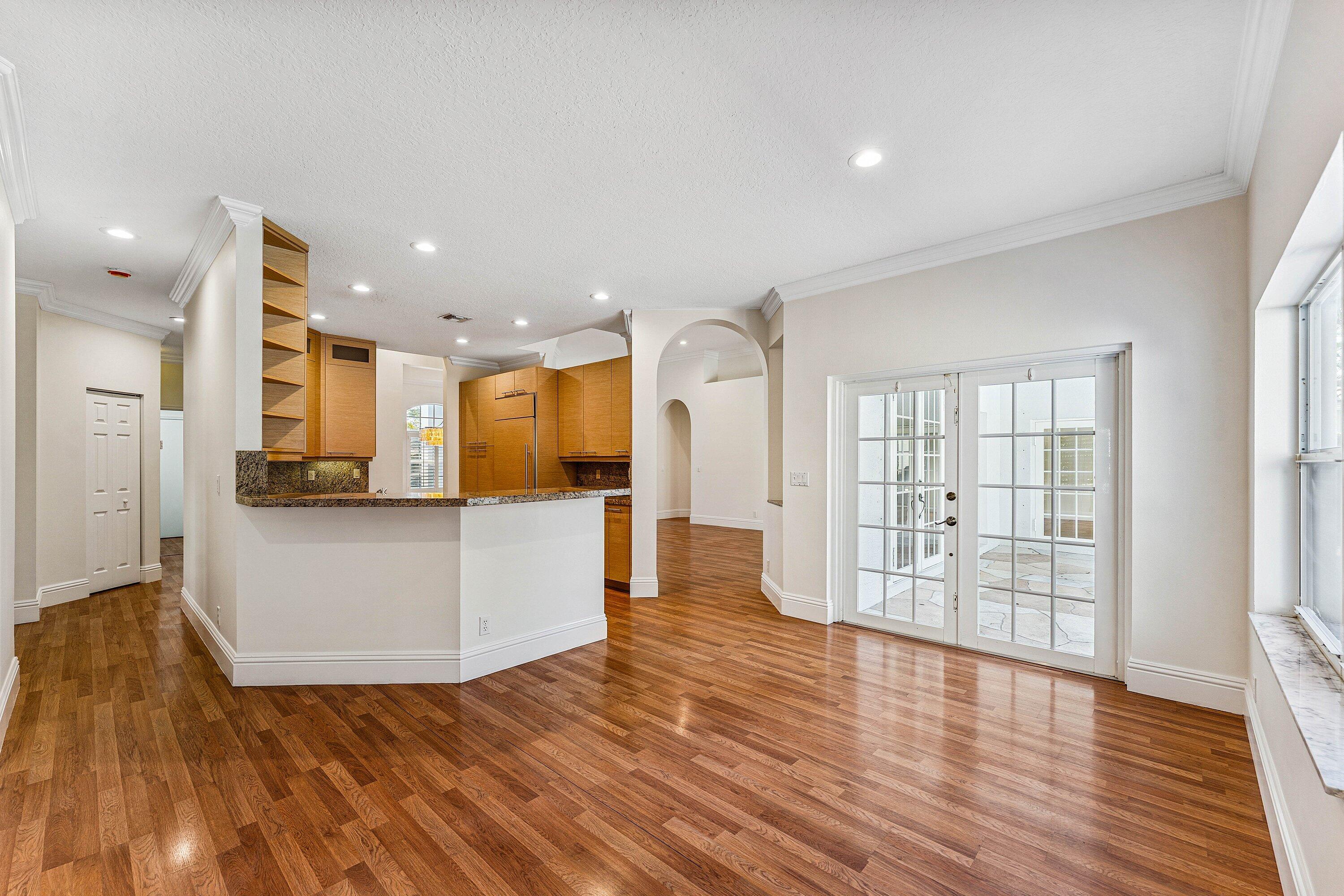 ORANGE POINT 1 - Residential