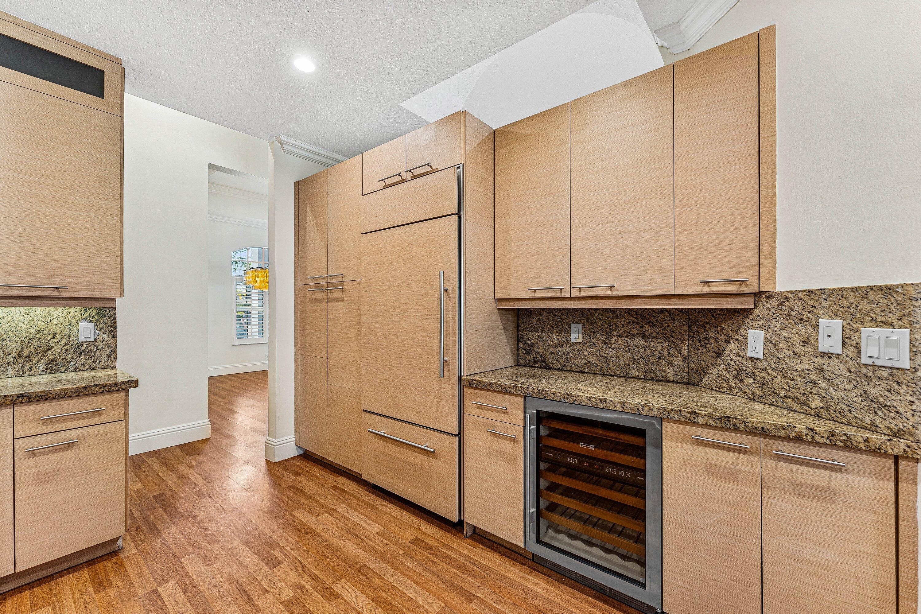 ORANGE POINT 1 - Residential