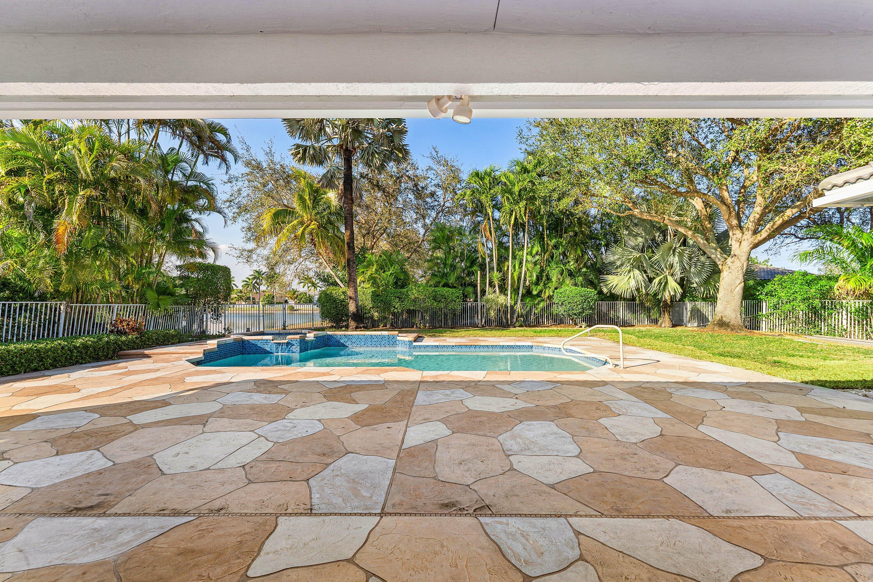 ORANGE POINT 1 - Residential