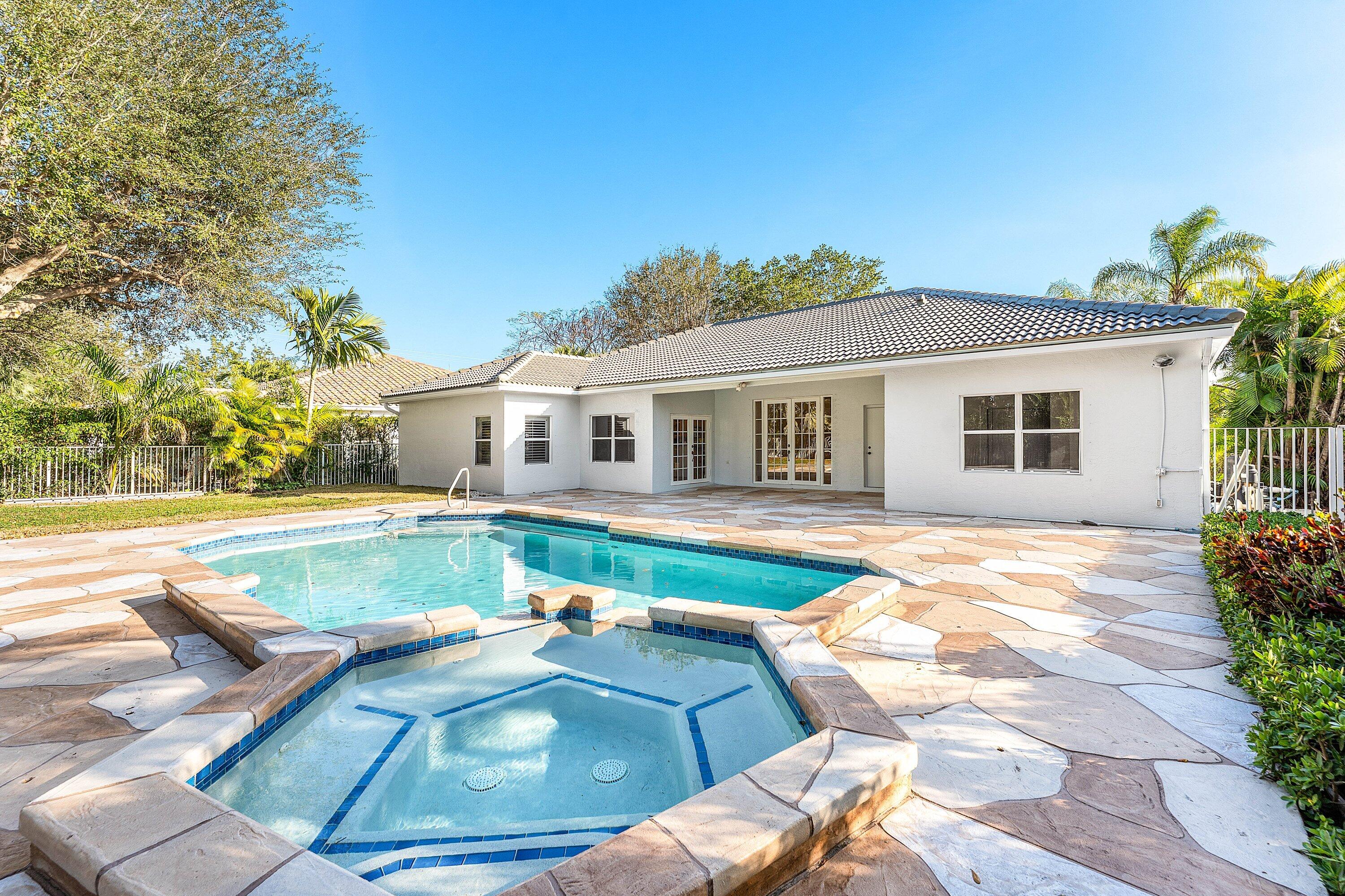 ORANGE POINT 1 - Residential