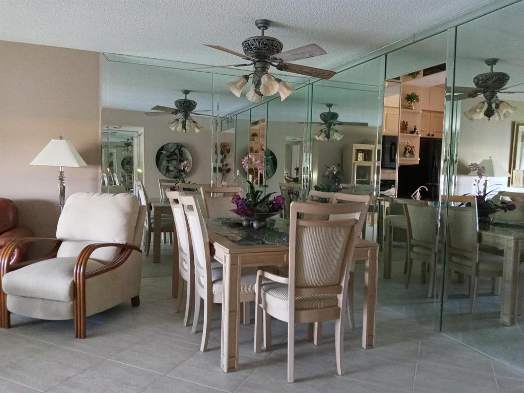 HUNTINGTON LAKES - Residential