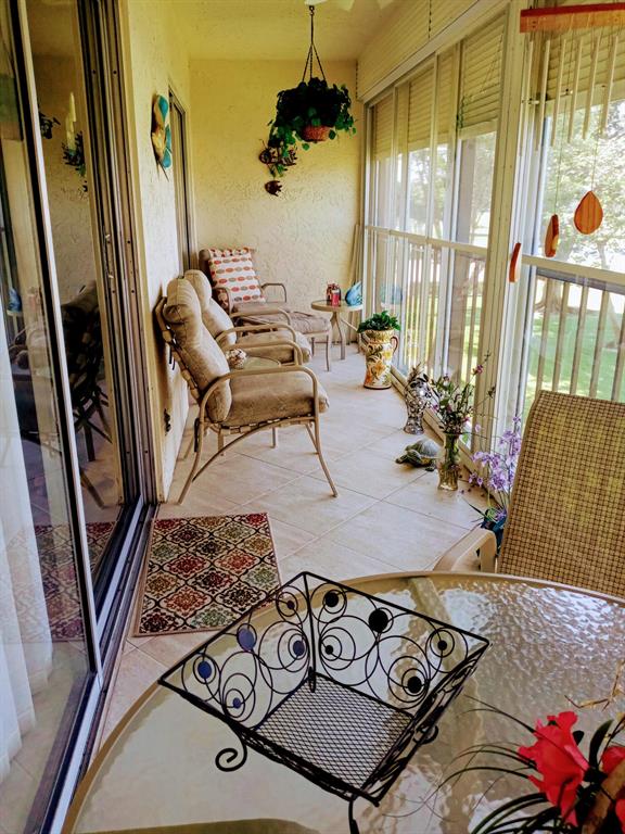 HUNTINGTON LAKES - Residential