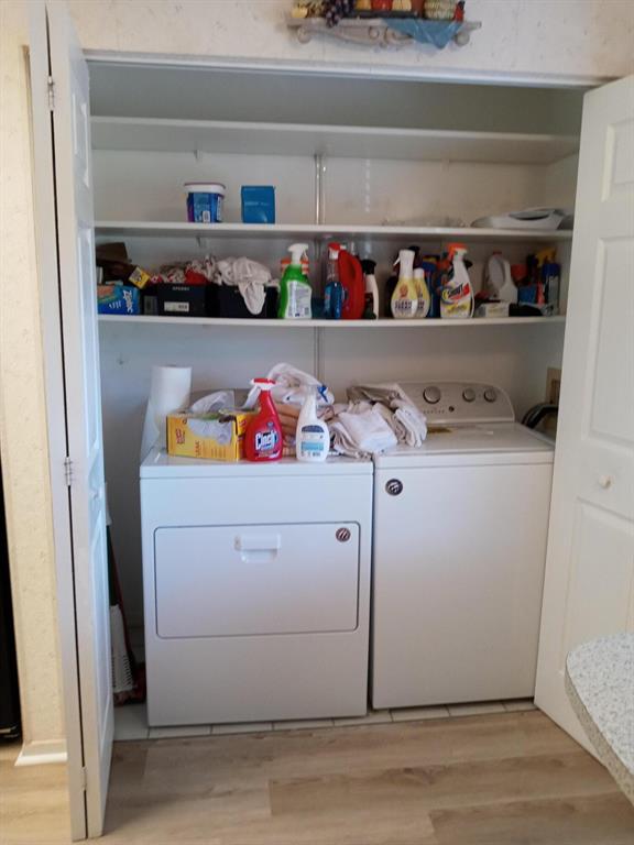 HUNTINGTON LAKES - Residential