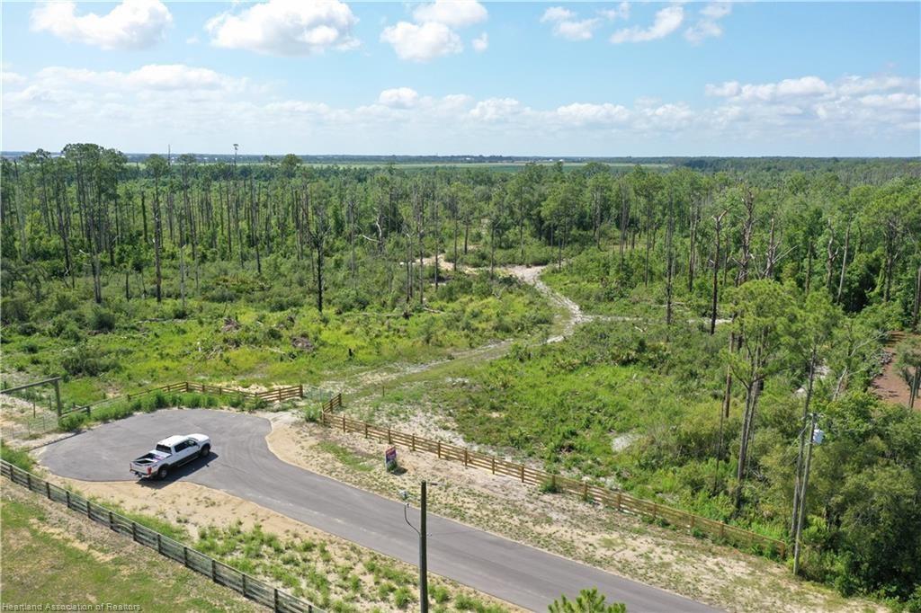 725 Moon Ranch Rd