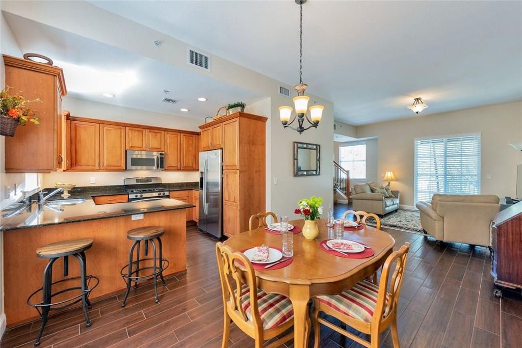 Photo of 538 NE 7th Avenue #1, Fort Lauderdale, FL 33301 (MLS # B26016586)