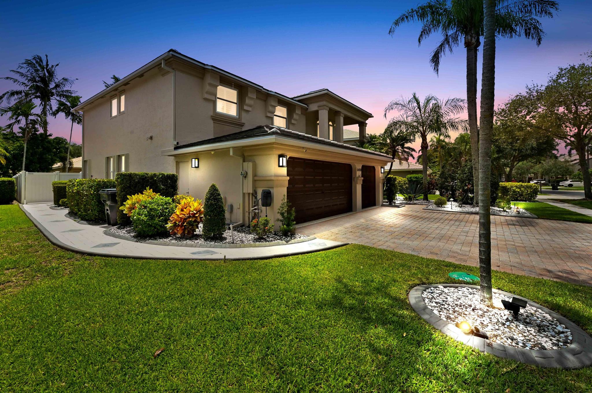 6400 Stonehurst Circle