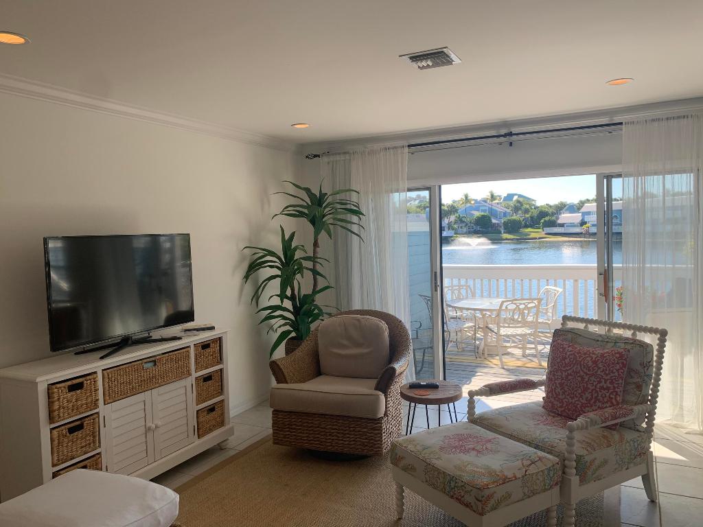 VILLAS OF OCEAN DUNES 4 - Residential Lease