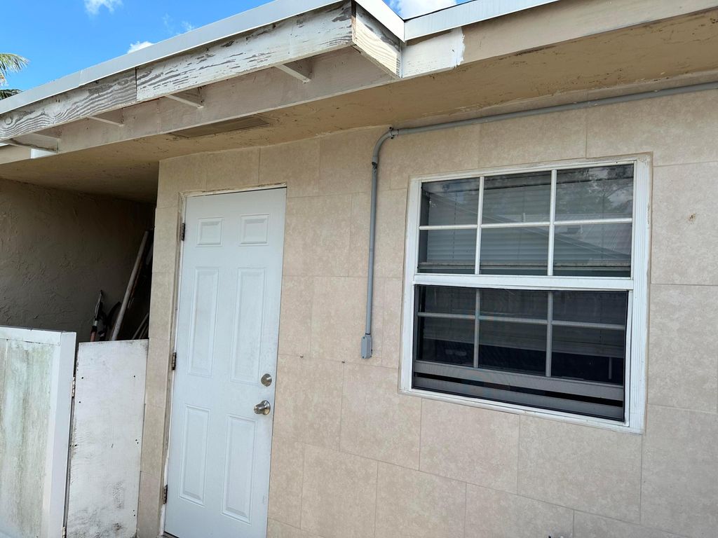 Photo of 8070 E Rose Marie Ave Avenue E, Boynton Beach, FL 33472 (MLS # B26028964)