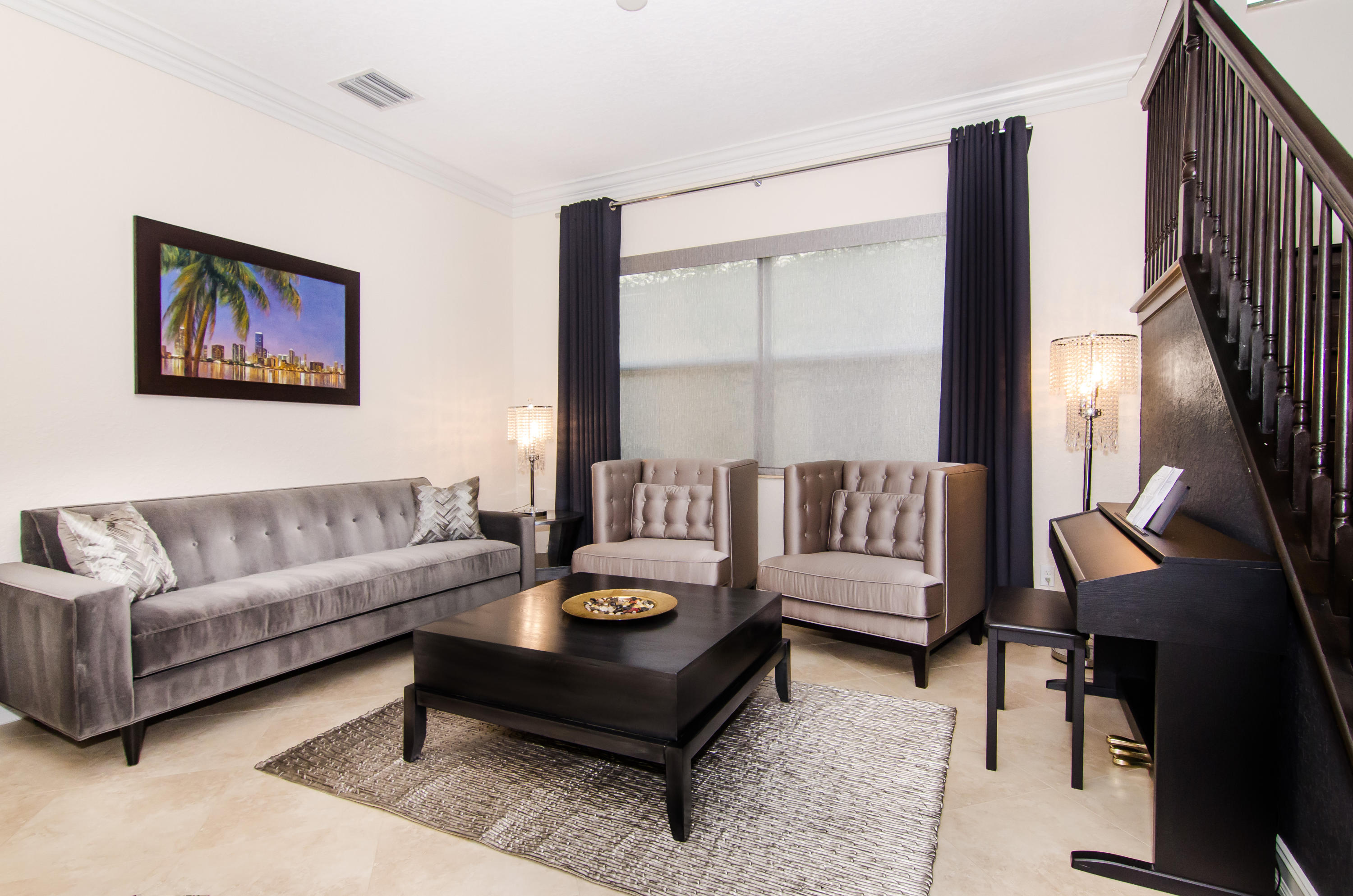 PALOMA - Residential Lease