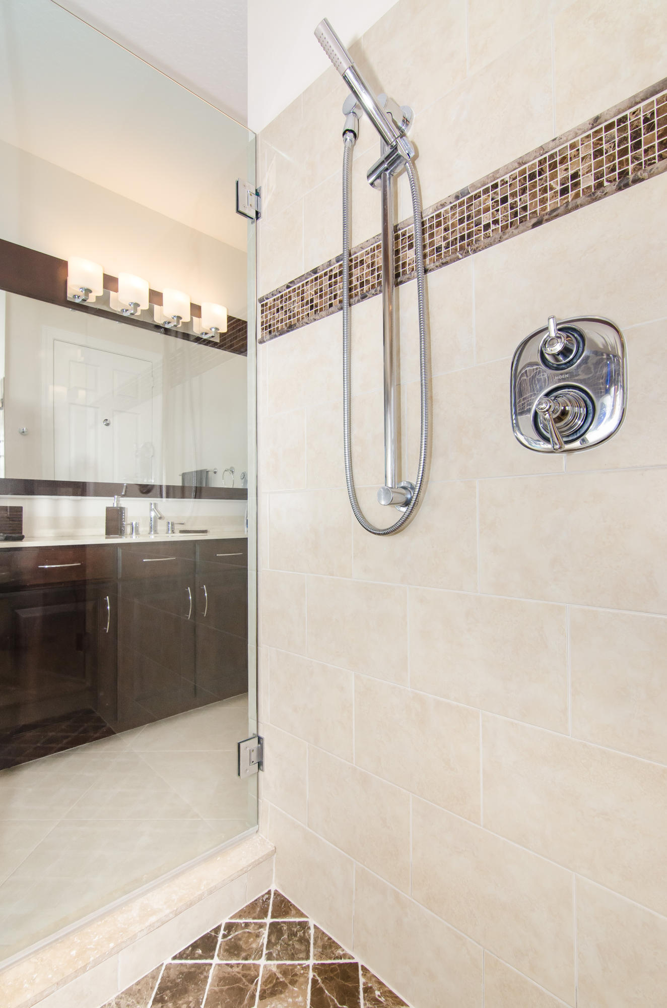 PALOMA - Residential Lease