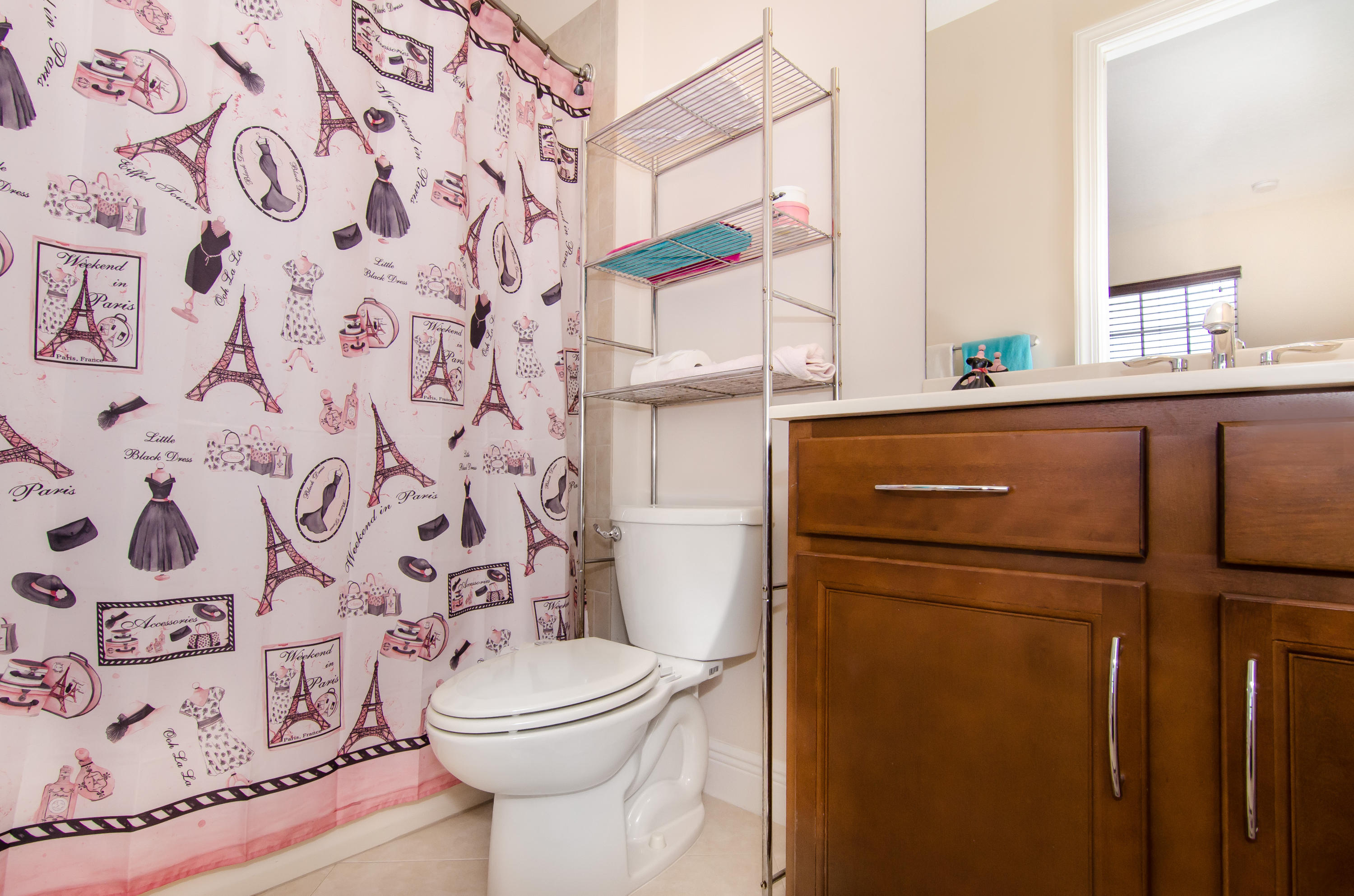 PALOMA - Residential Lease