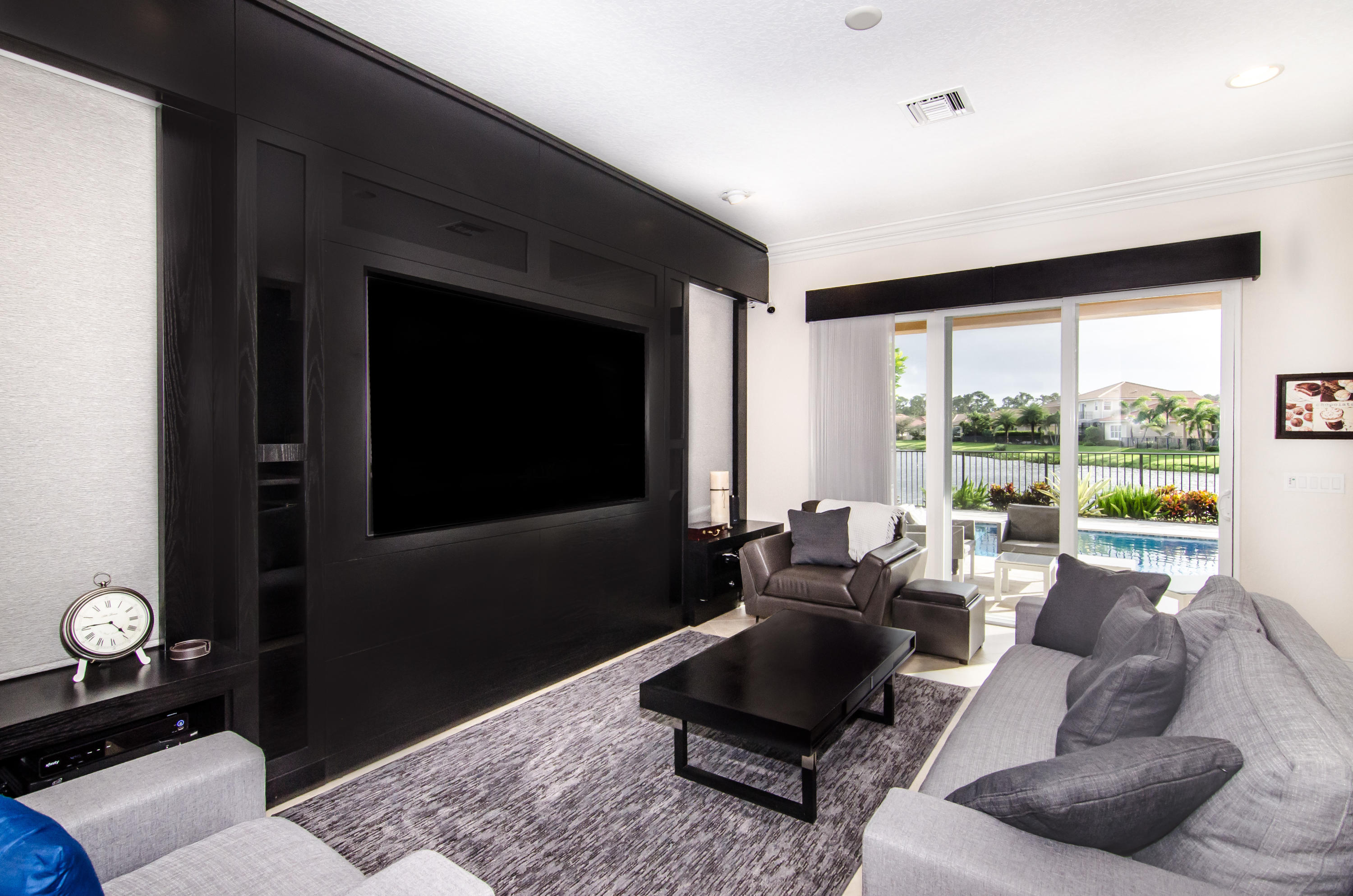 PALOMA - Residential Lease