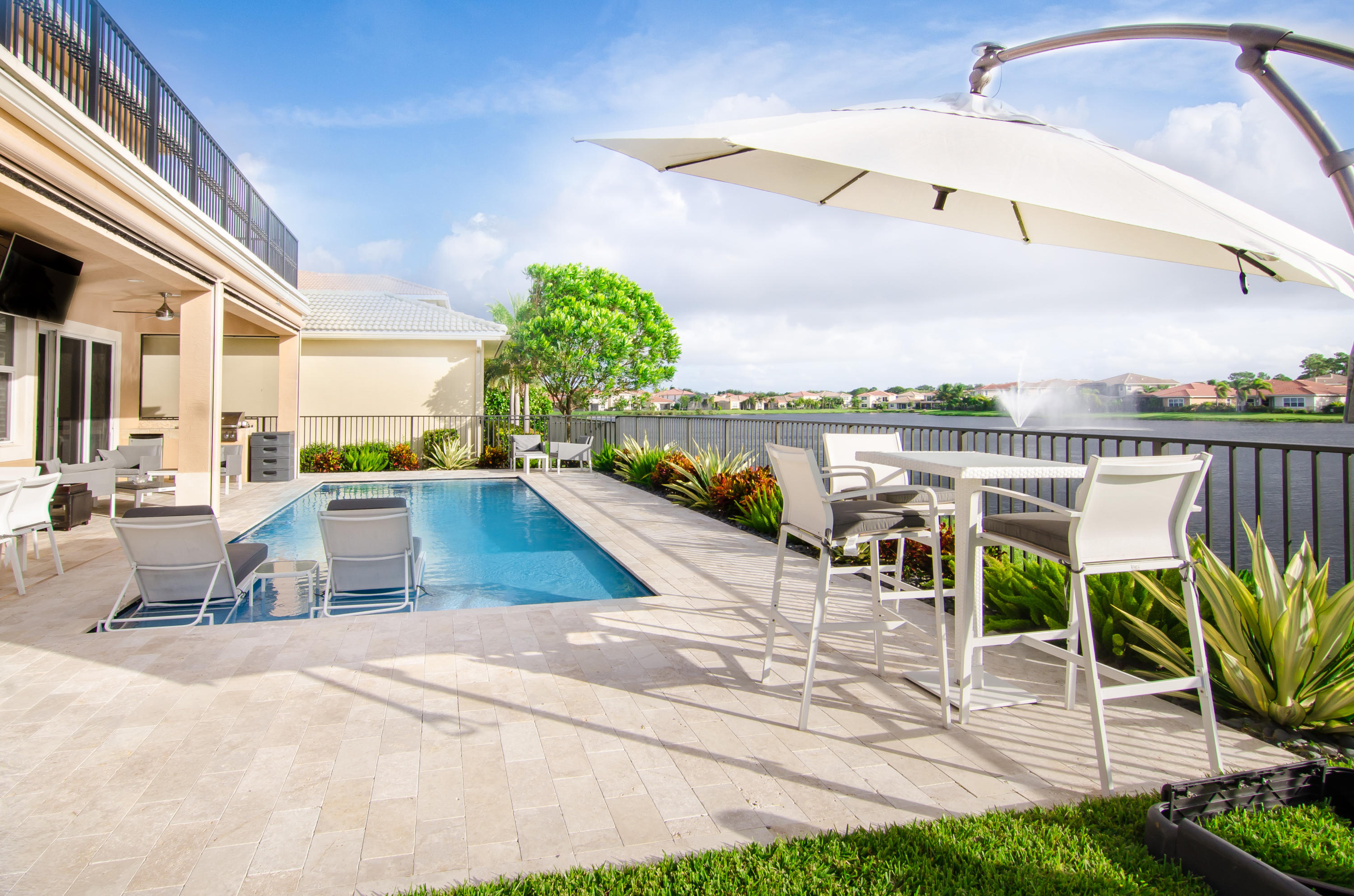 PALOMA - Residential Lease