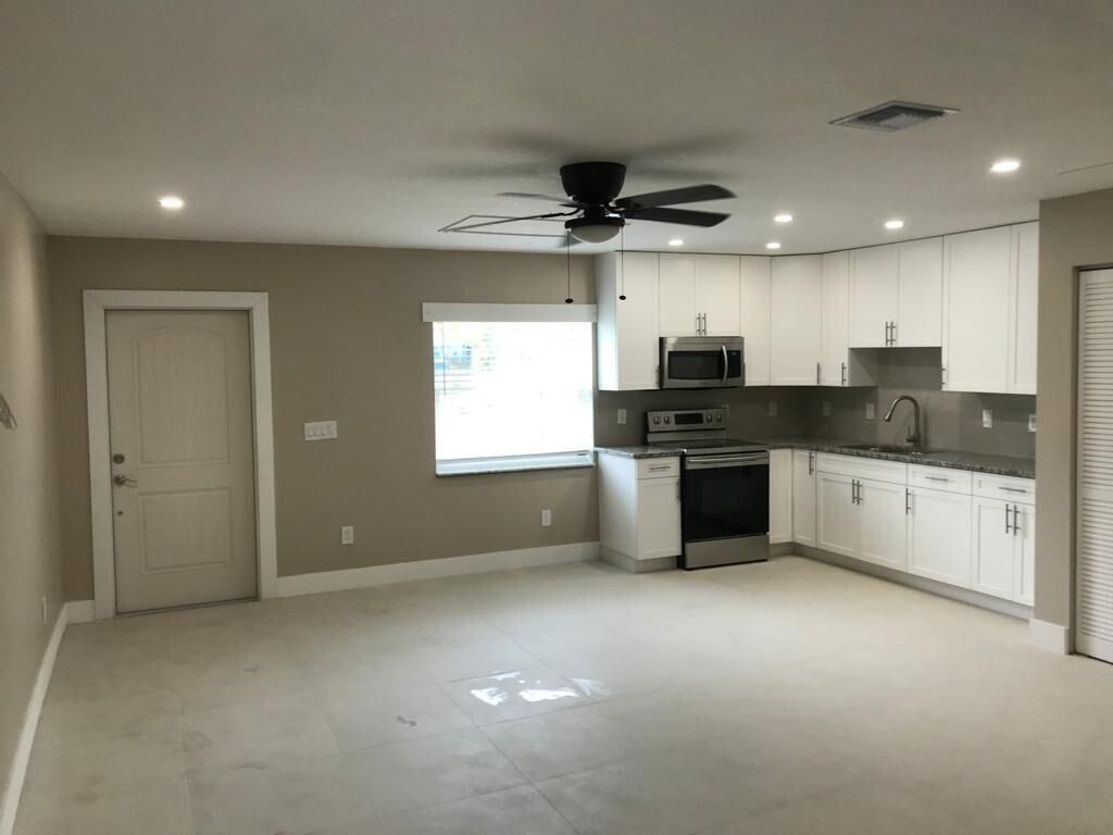 Photo of 17024 89th Pl N #A, Loxahatchee, FL 33470 (MLS # R11097314)