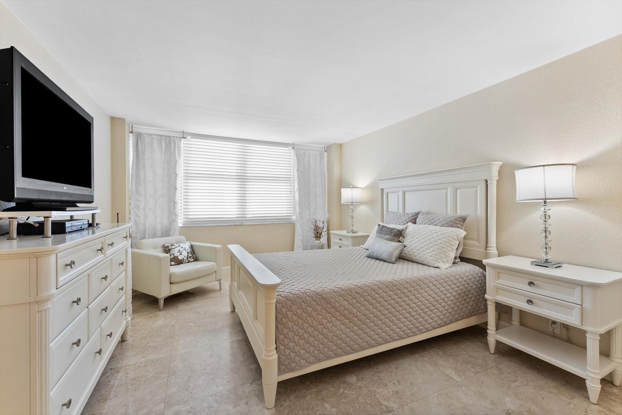 Parker Plaza - Residential