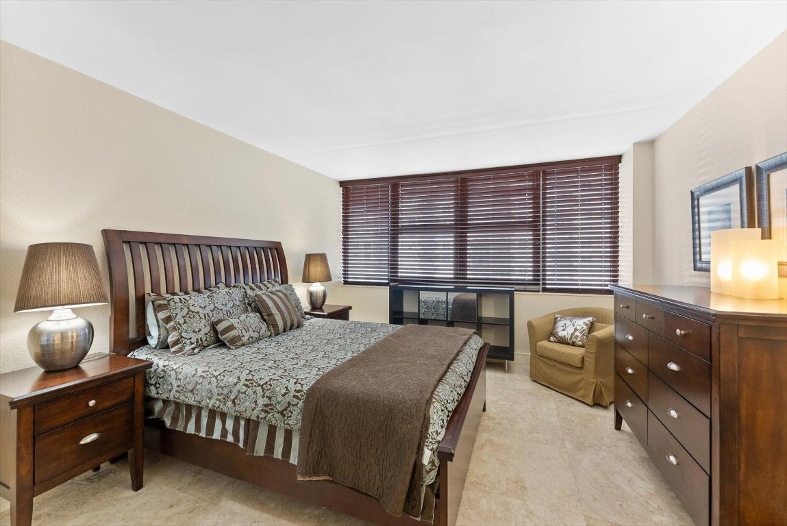 Parker Plaza - Residential