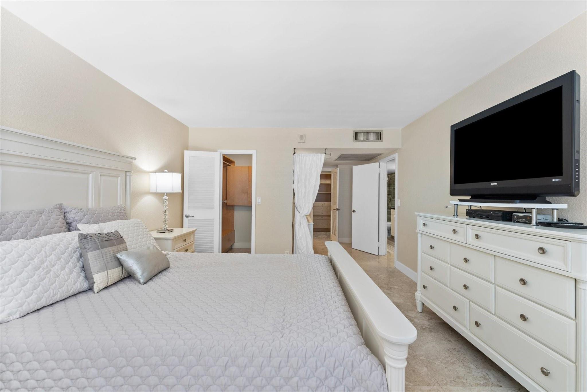 Parker Plaza - Residential