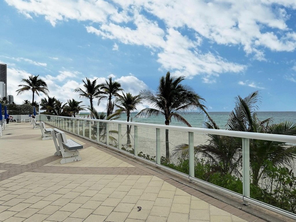 Parker Plaza - Residential