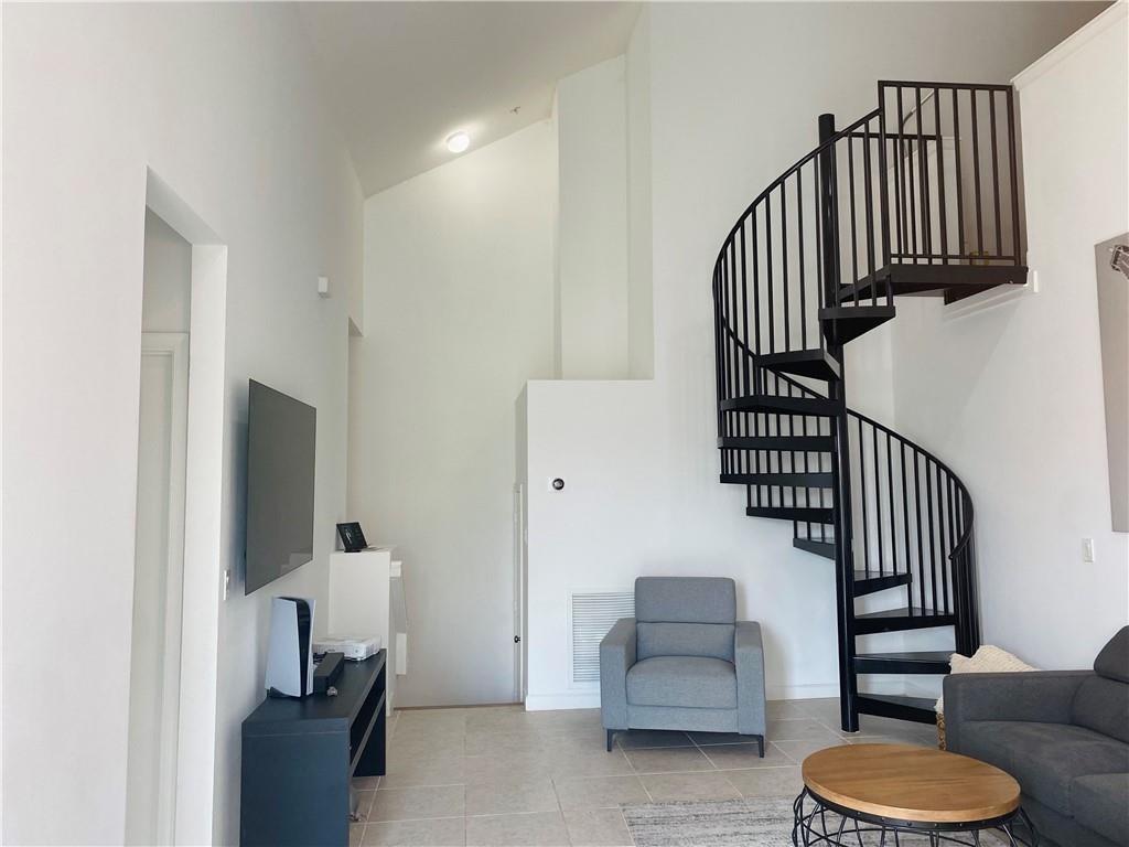 SAWGRASS LAKES - ARTESIA - Residential Lease