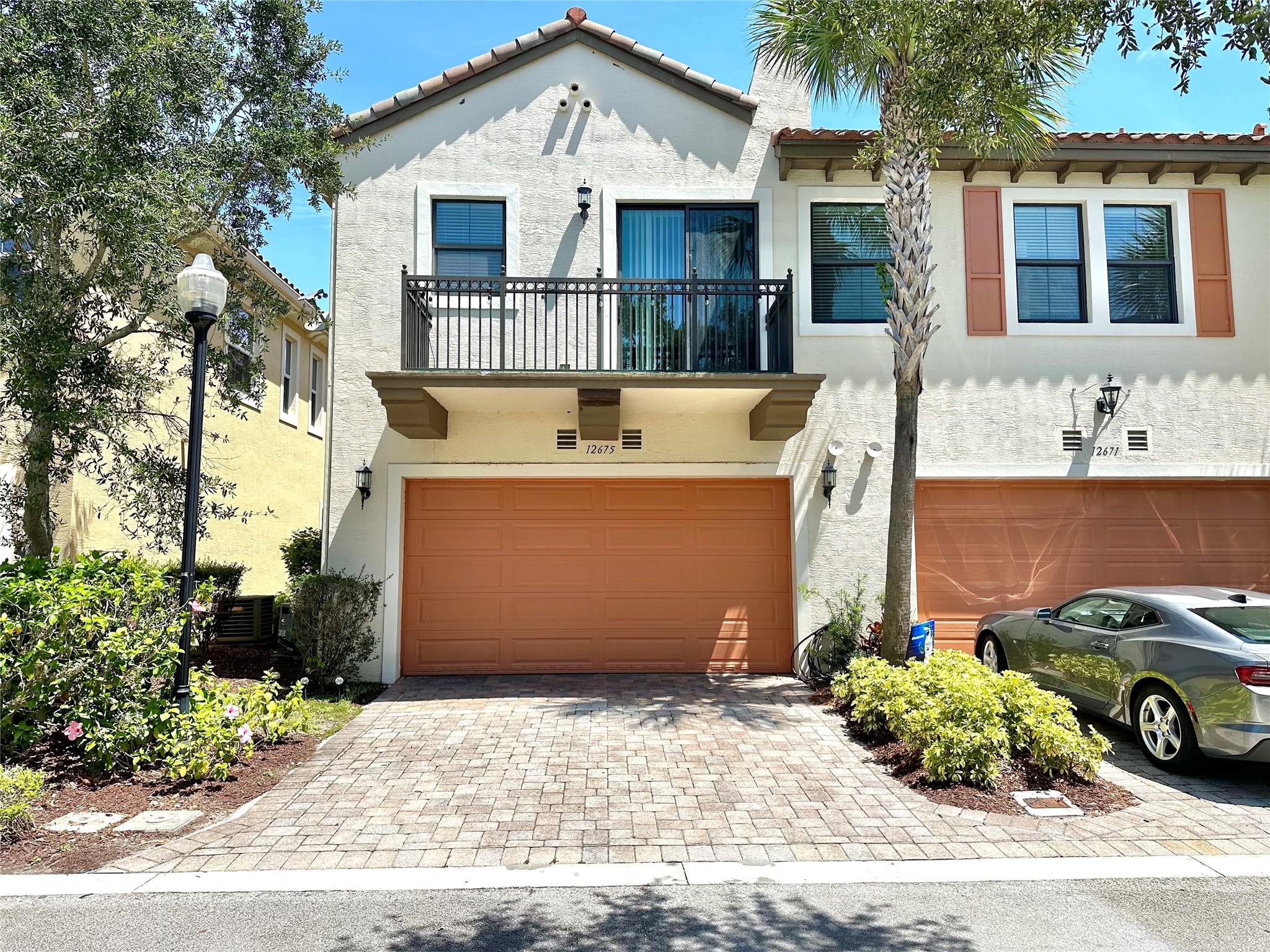 SAWGRASS LAKES - ARTESIA - Residential Lease