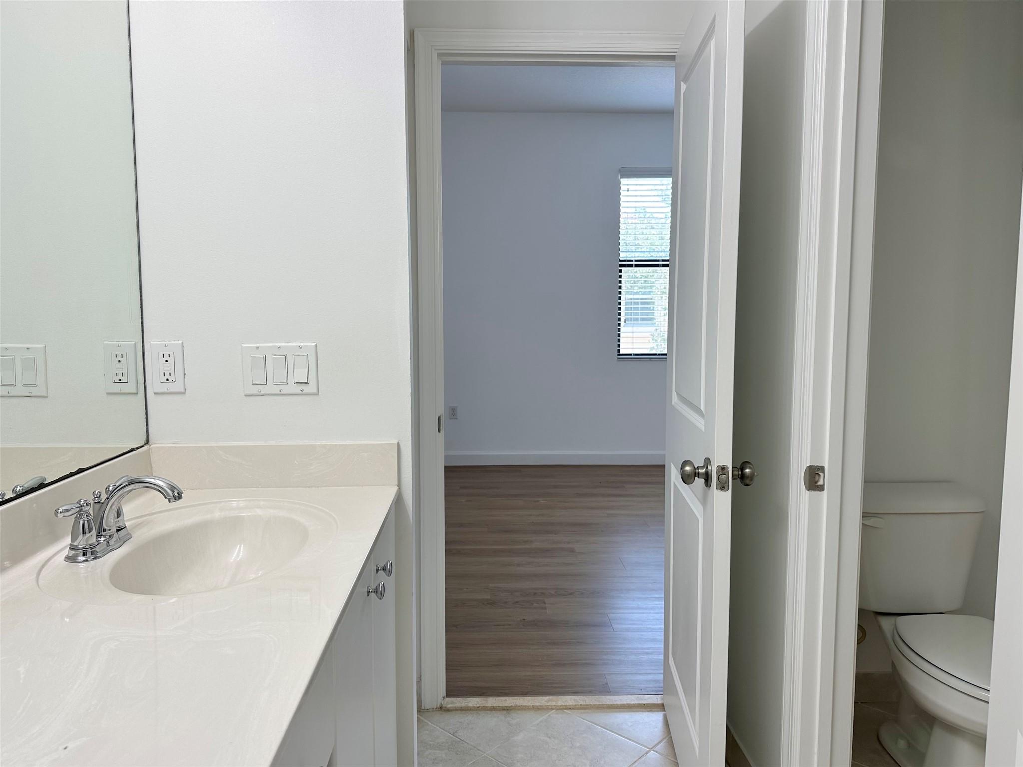 SAWGRASS LAKES - ARTESIA - Residential Lease