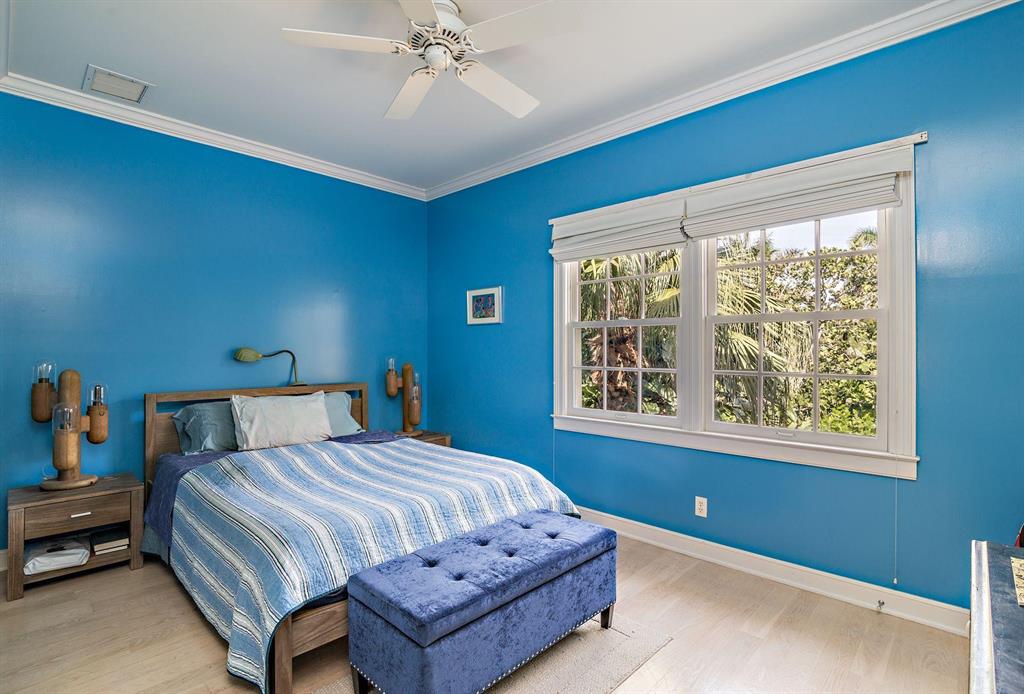 PALM BEACH - Residential