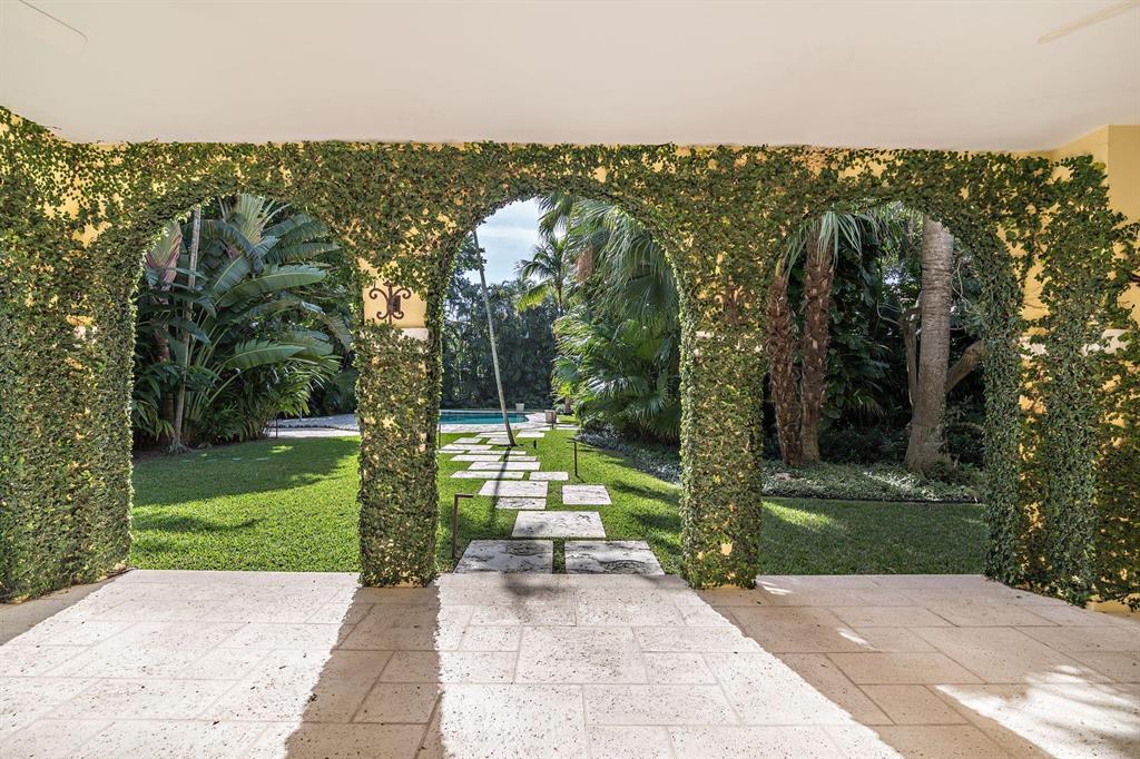 PALM BEACH - Residential