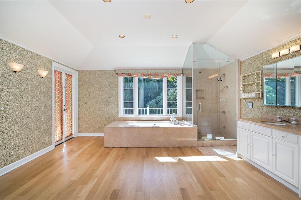 PALM BEACH - Residential