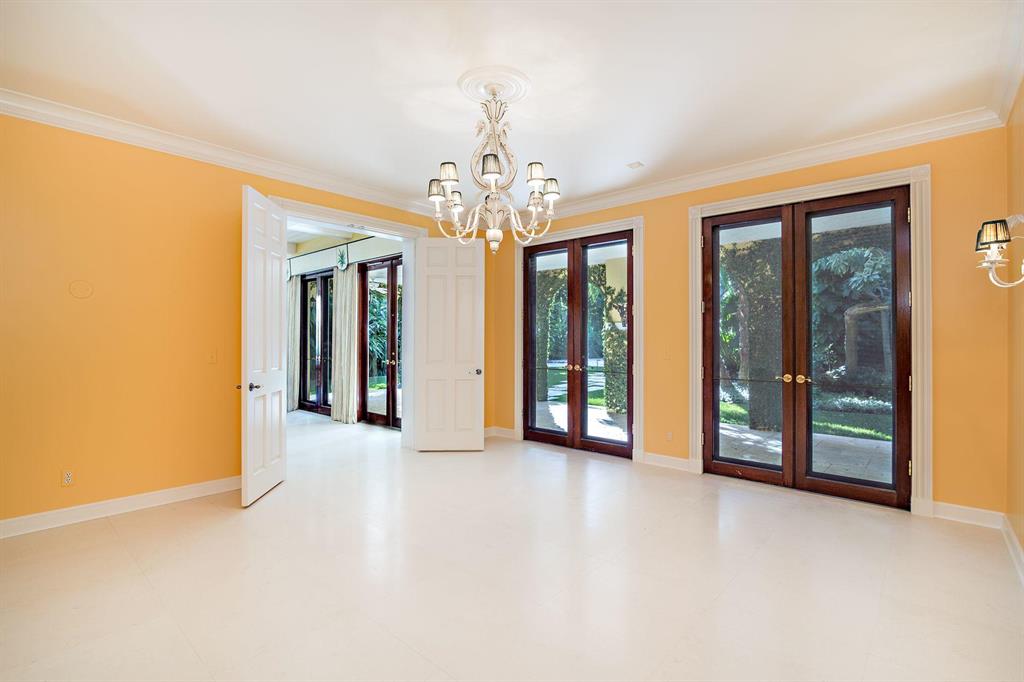 PALM BEACH - Residential