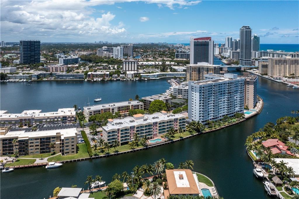 Hallandale Yacht Club - Residential