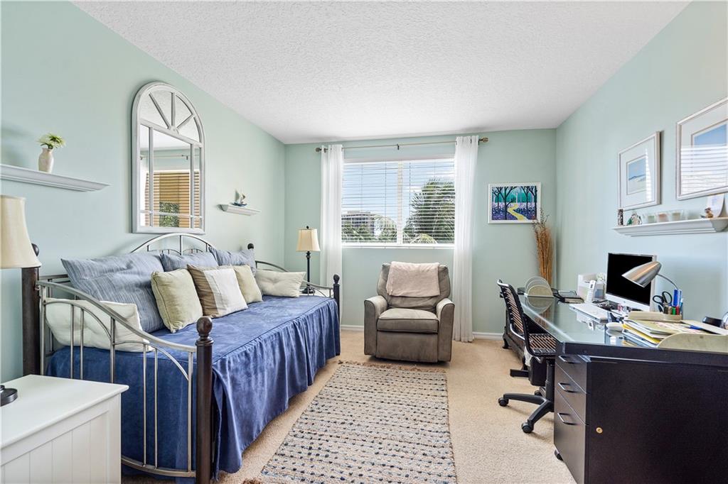 Hallandale Yacht Club - Residential