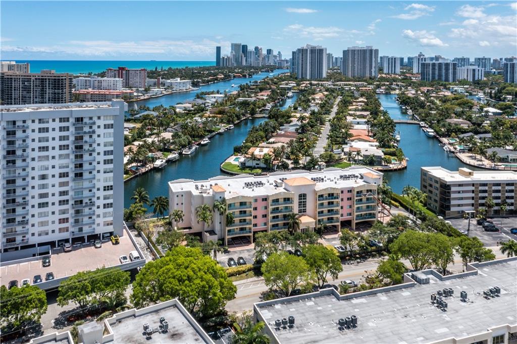 Hallandale Yacht Club - Residential