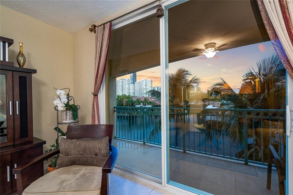 Hallandale Yacht Club - Residential