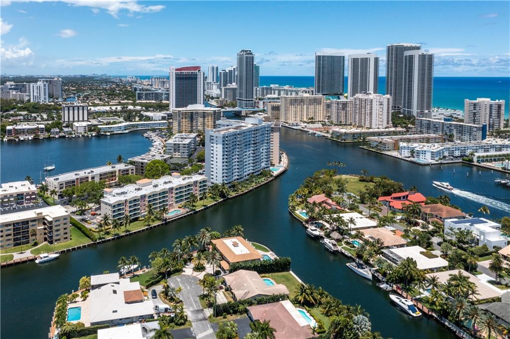 Hallandale Yacht Club - Residential