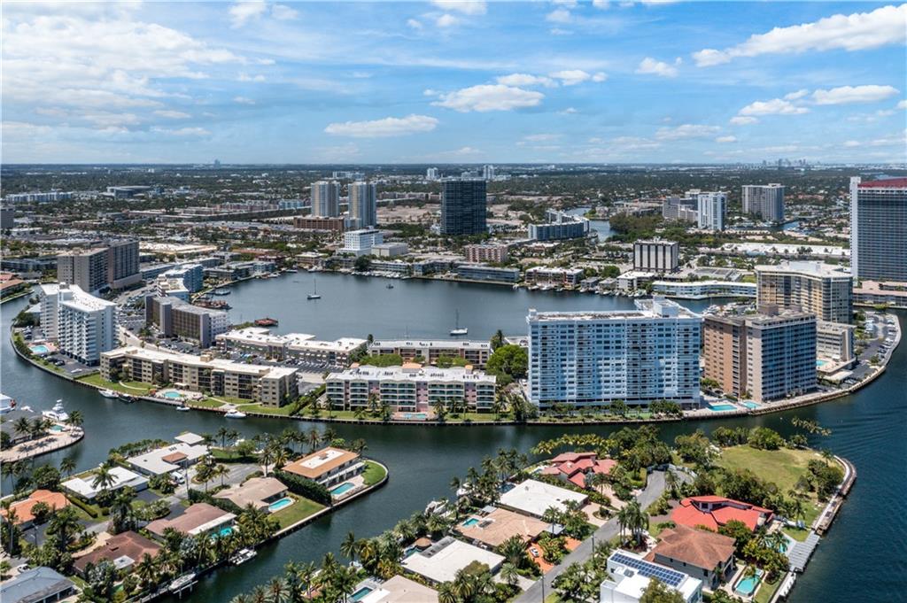 Hallandale Yacht Club - Residential