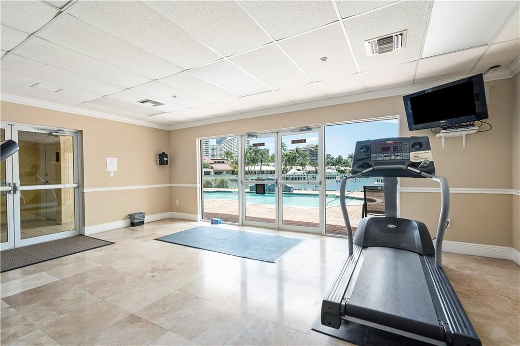 Hallandale Yacht Club - Residential
