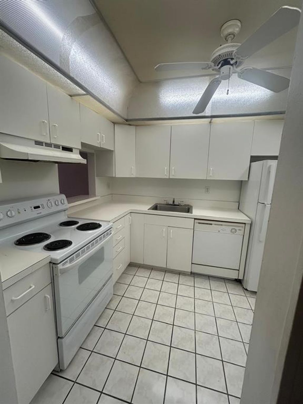 Photo of 4334 NW 9th Avenue #9-2B, Deerfield Beach, FL 33064 (MLS # F10554158)