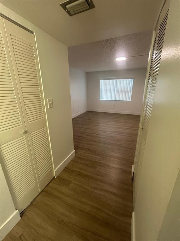Heritage Circle Condo - Residential Lease