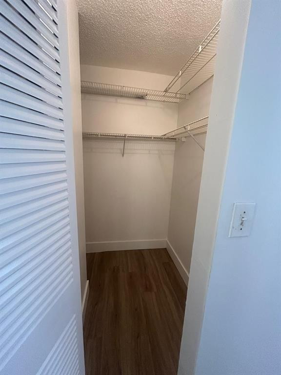 Heritage Circle Condo - Residential Lease