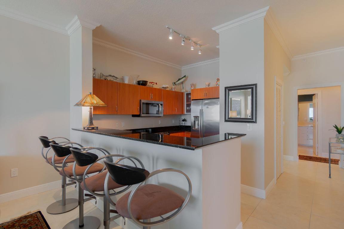 MOORINGS AT LANTANA CONDO 3 - Residential