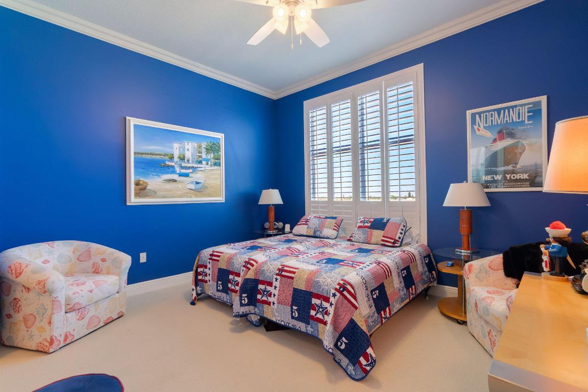 MOORINGS AT LANTANA CONDO 3 - Residential