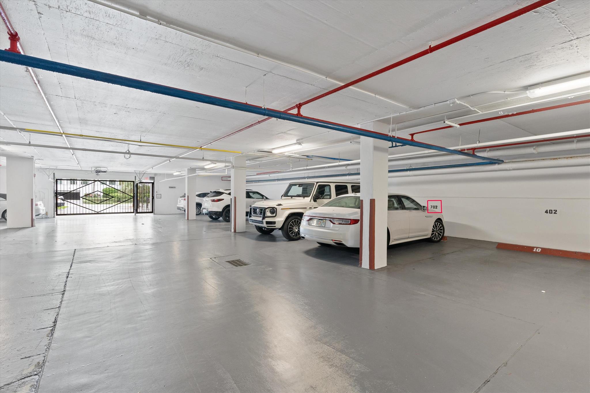 BEACH WALK CONDO - Residential