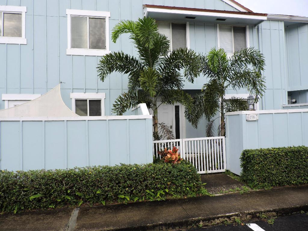 RIVERWALK 3 - Residential Lease