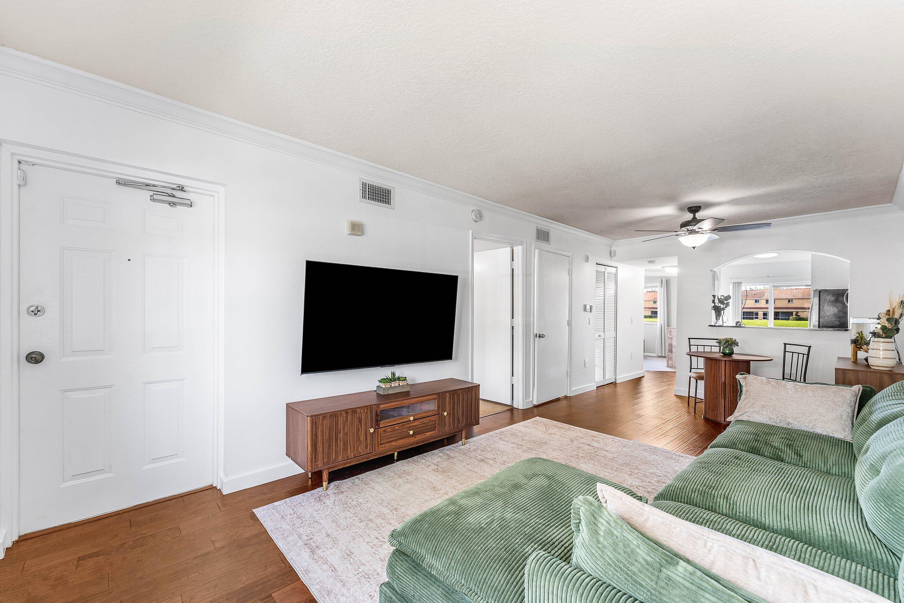 COVE AT BRIAR BAY CONDO - Residential