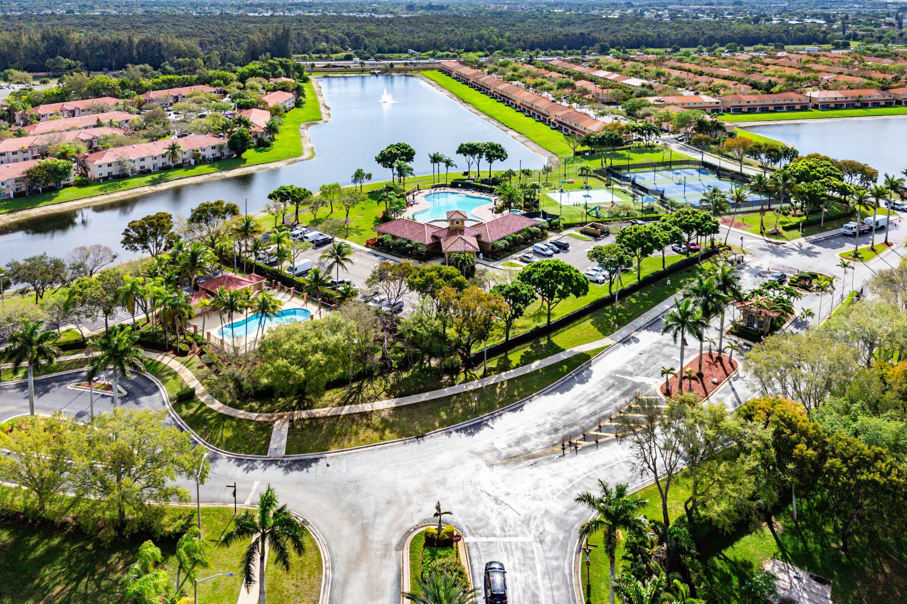 COVE AT BRIAR BAY CONDO - Residential