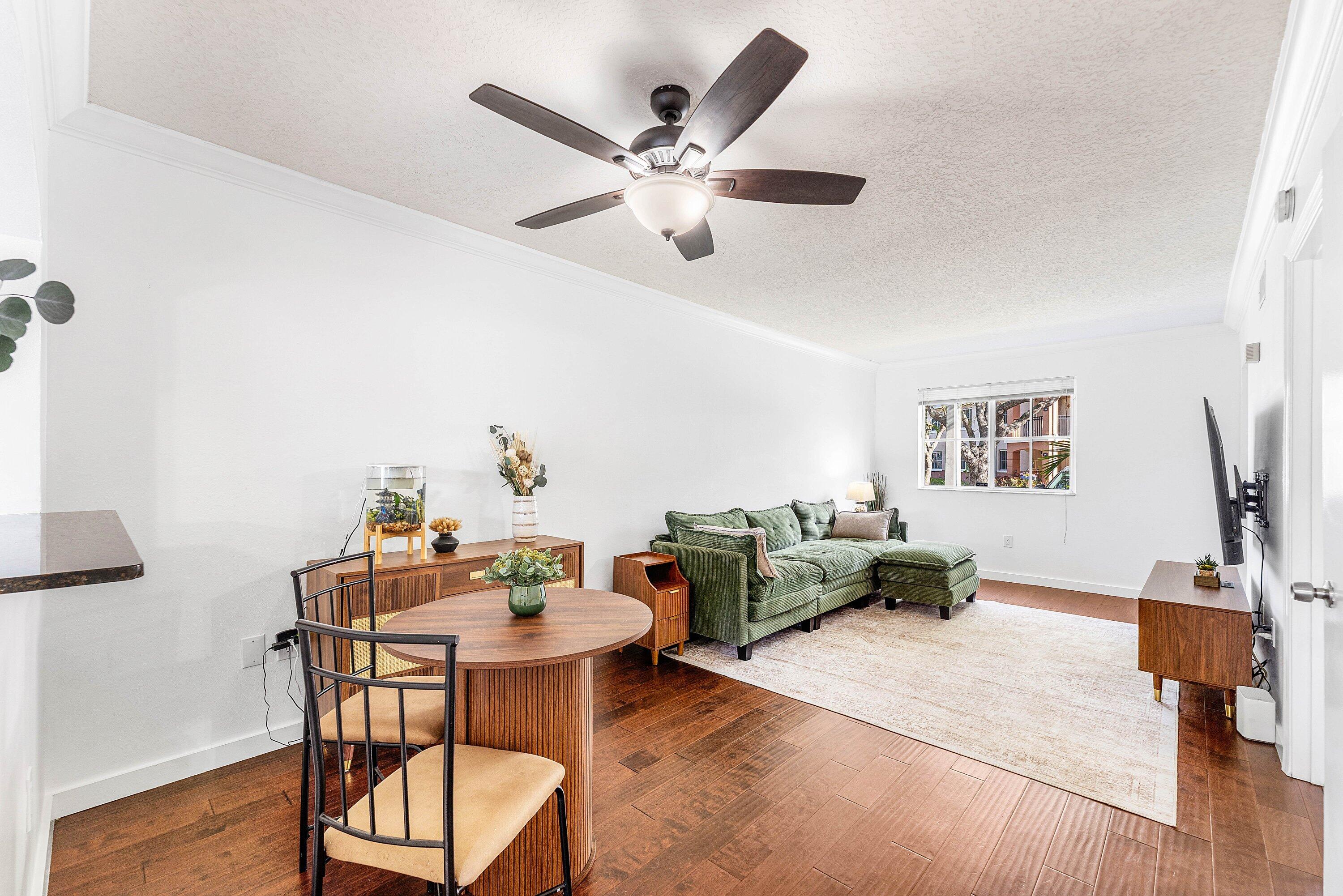 COVE AT BRIAR BAY CONDO - Residential