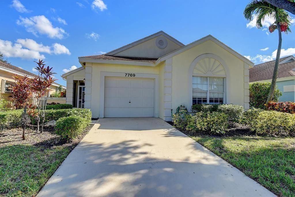 Photo of 7769 Mansfield Hollow Road, Delray Beach, FL 33446 (MLS # F10538489)