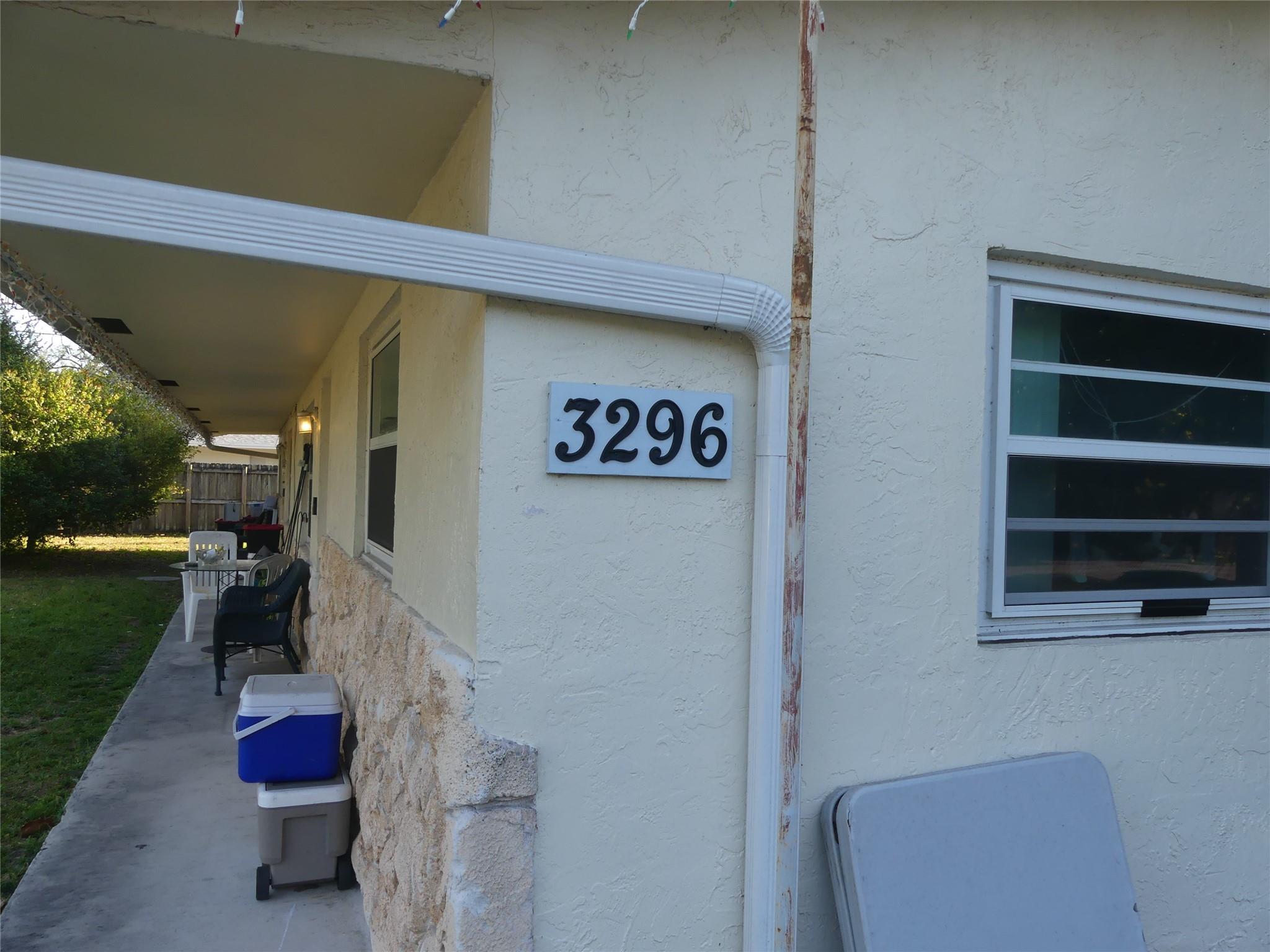3296 SW 44th St