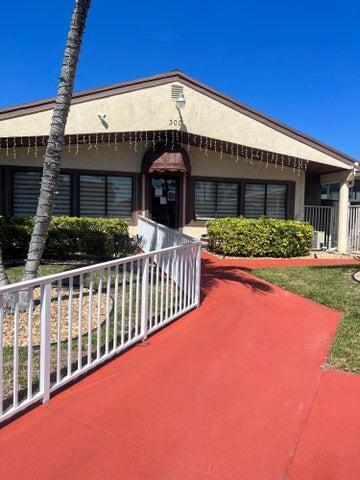 PINE RIDGE SOUTH III COND - Residential Lease