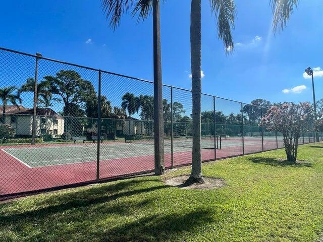 PINE RIDGE SOUTH III COND - Residential Lease